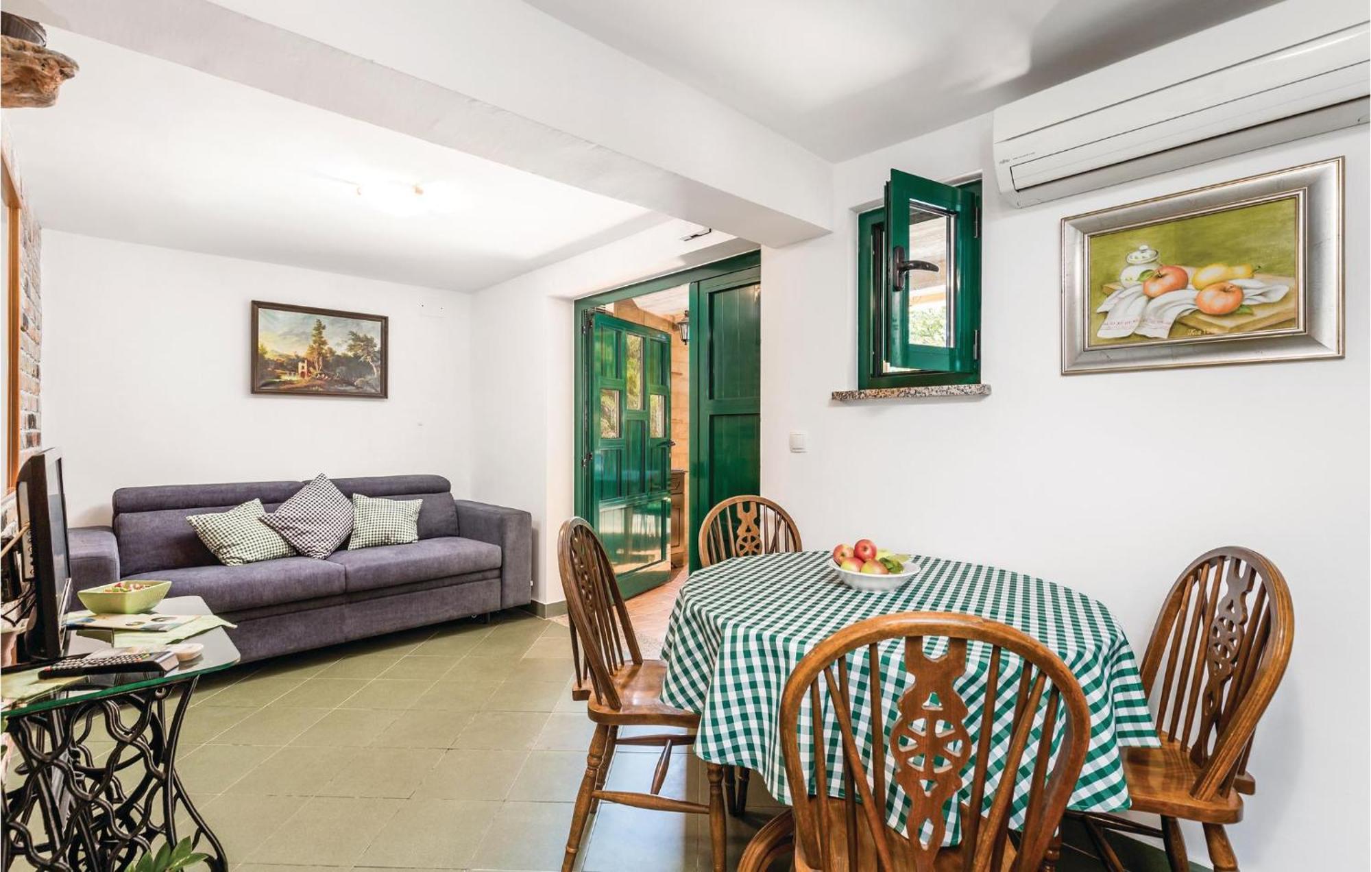 1 Bedroom Gorgeous Apartment In Lovran Luaran gambar