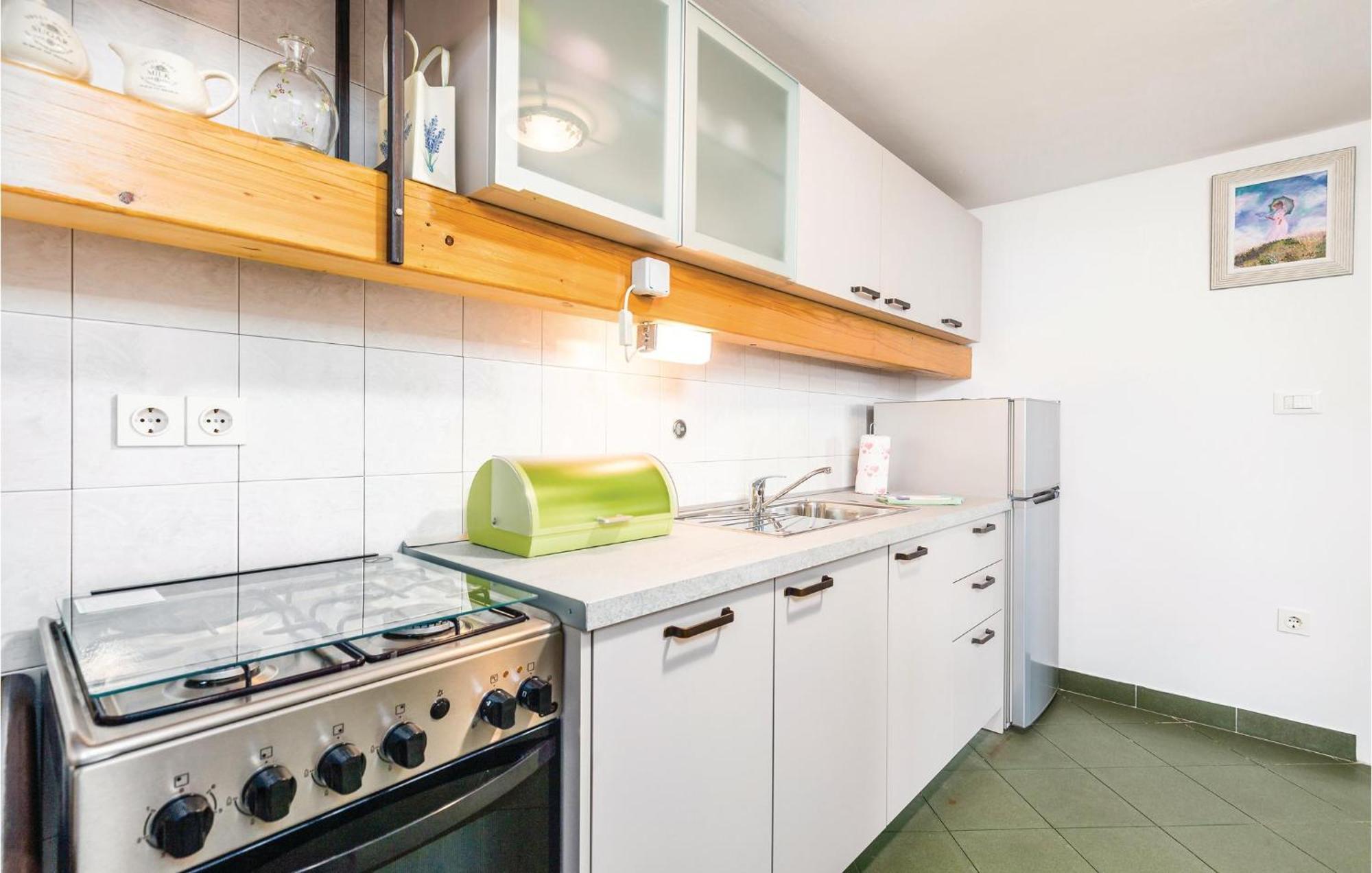 1 Bedroom Gorgeous Apartment In Lovran Luaran gambar